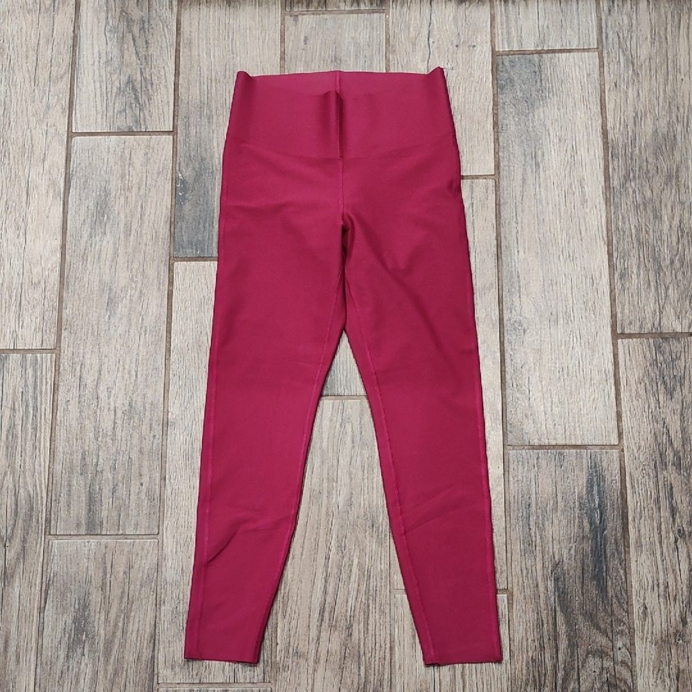 Old Navy Active High Waisted Pink Leggings Size Medium